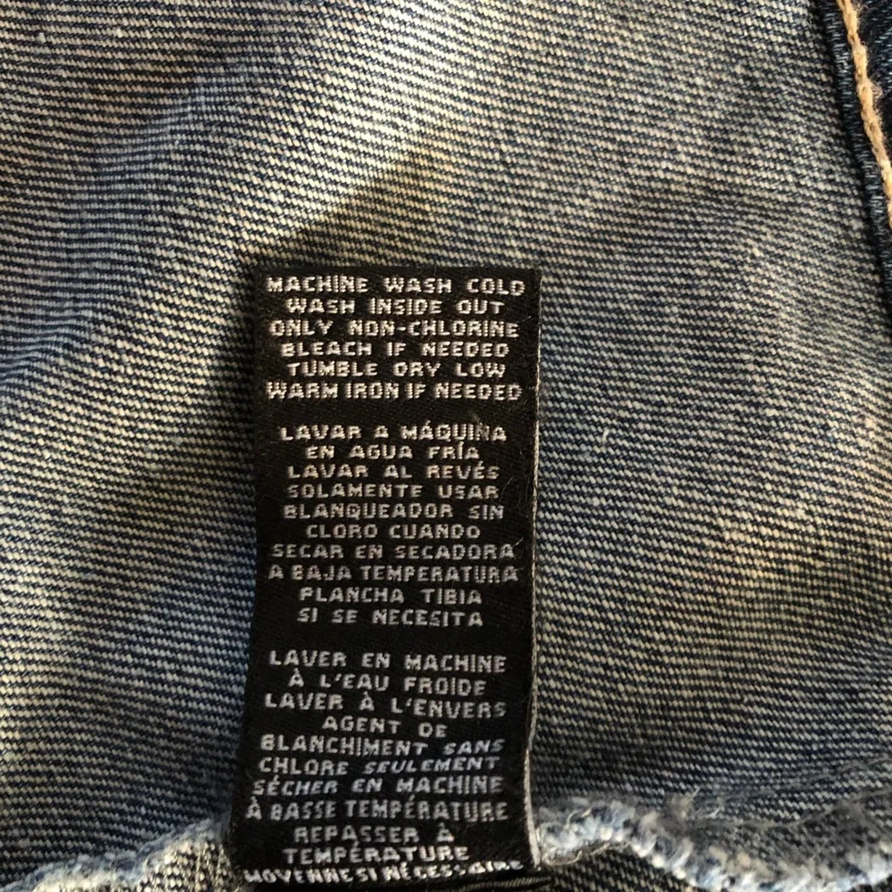 NWT Boom Boom Jeans Distressed Denim Jacket Medium‎
